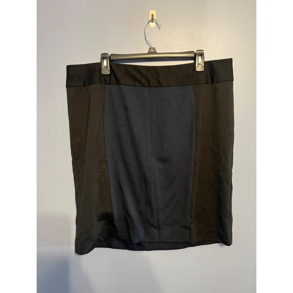 Lane Bryant Mini Skirt Color Block‎ Black & Blue Stretch, Zip Back Size 18